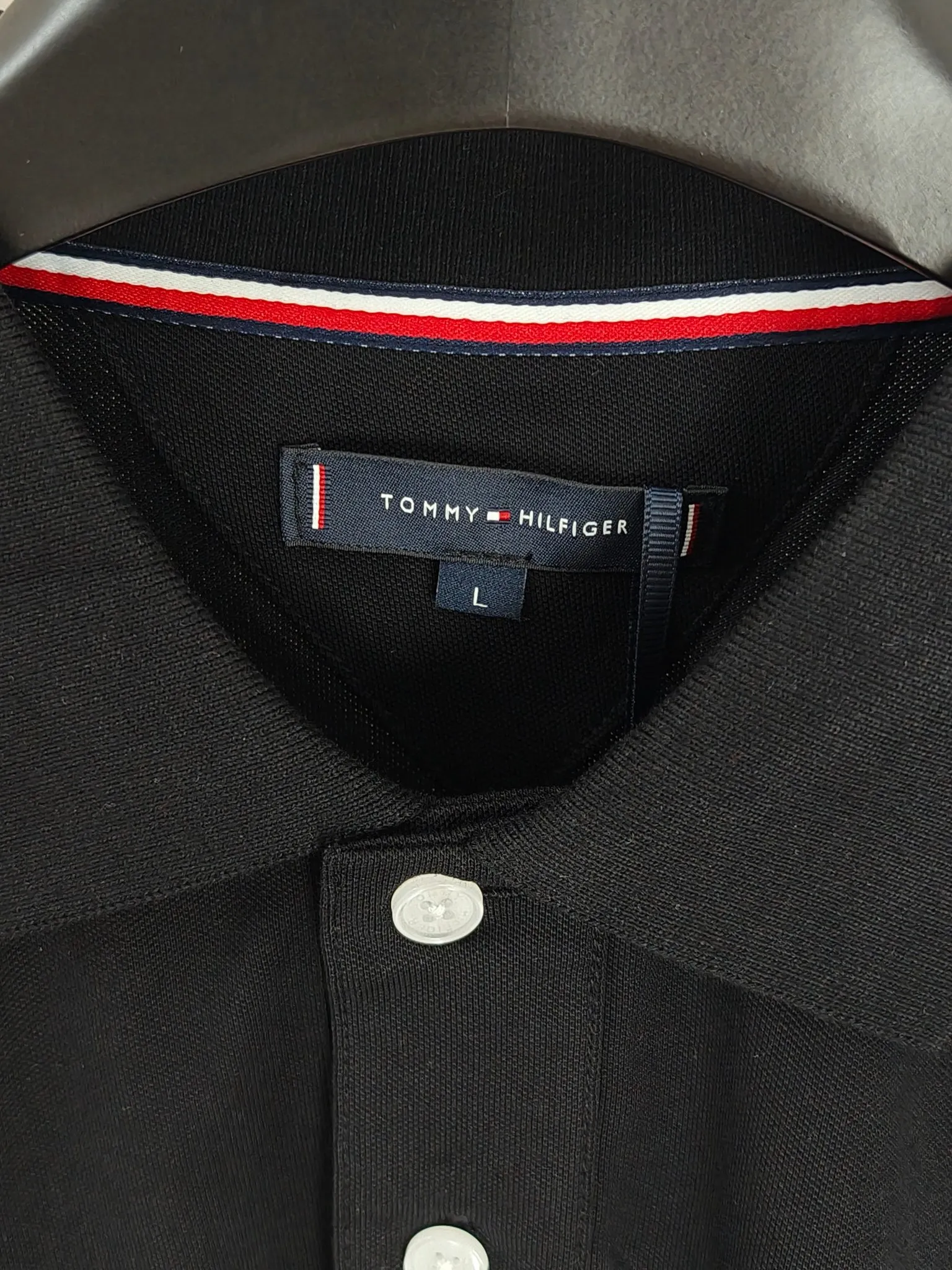 P200 Real shot quality High version Tommy embroidered polo shirt lapel long sleeves High-end quality Complete with three labels, comfortable and breathable, classic and simple, exquisite and fashionable, details show high-end quality Color: Black White Gray Navy Size: M-XXL